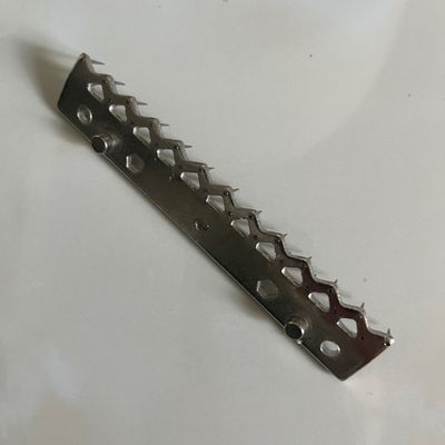 comprar Peças da máquina de Stenter Monforts Stenter Pin Bar 52/96 Instalação Centro Distância Agulha Placa Pin de aço inoxidável online manufacture